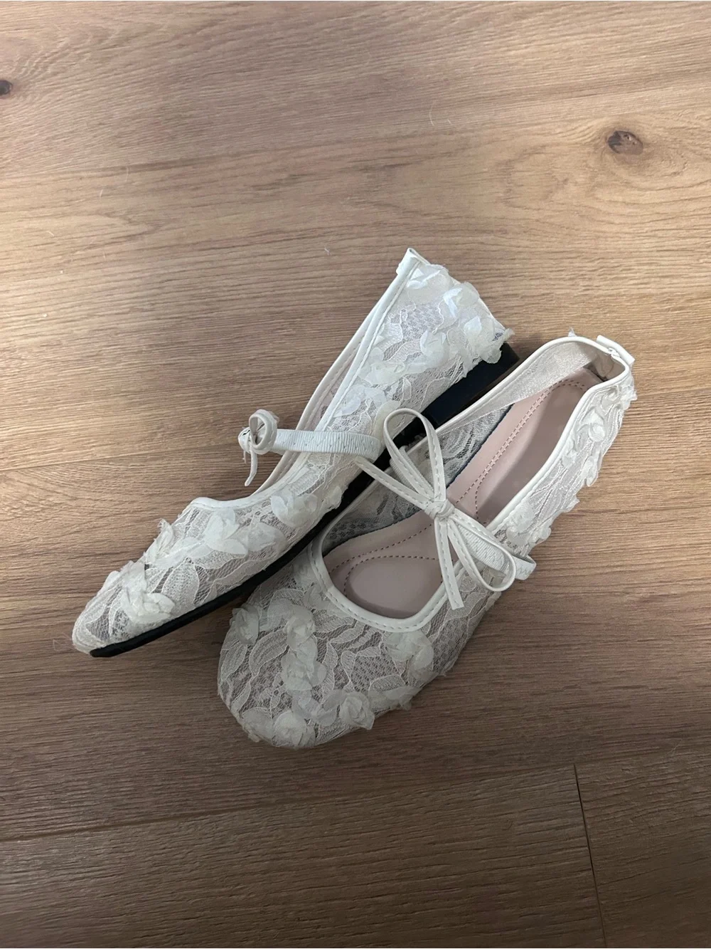 Women's Lace and Floral Ballet Flats